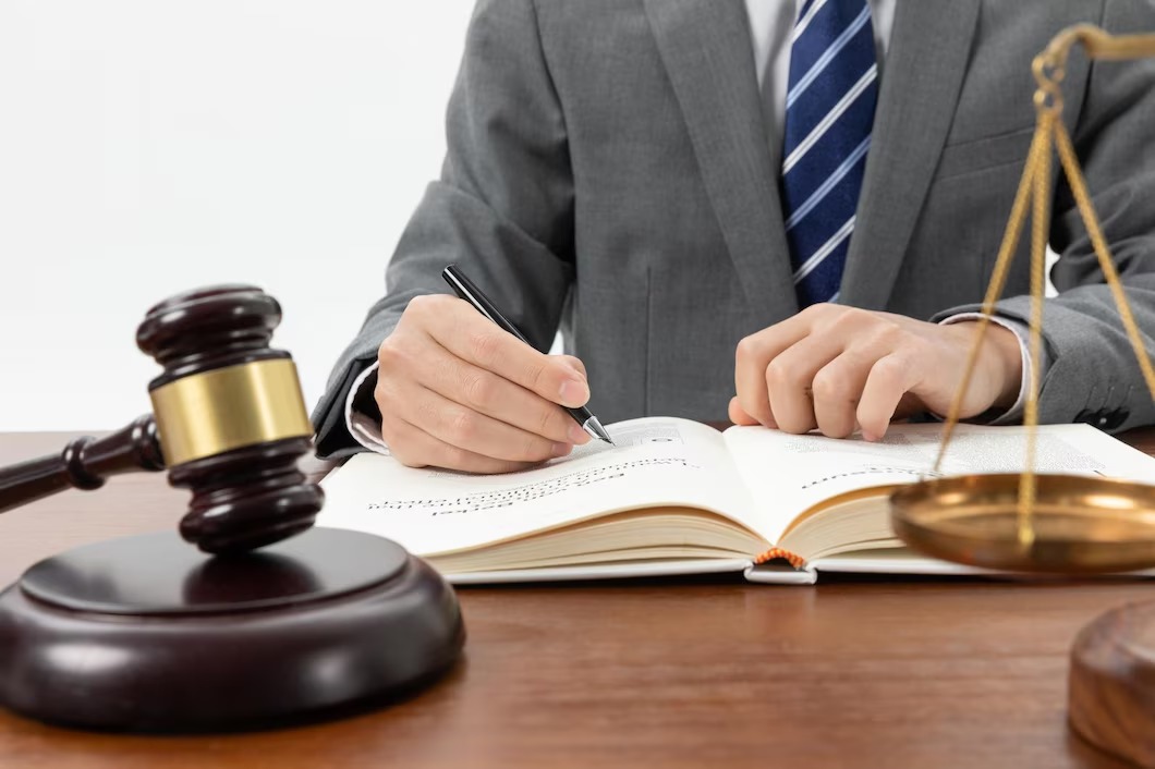 Real estate lawyer in winnipeg  | Law firm in winnipeg